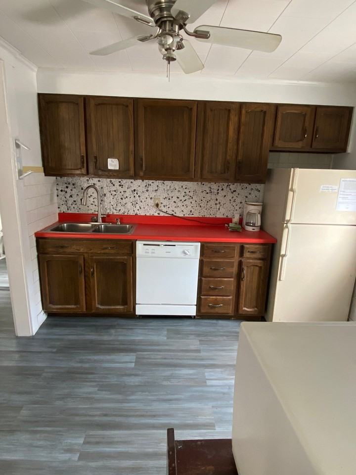 1 M St #3 - Photo 6 of 10