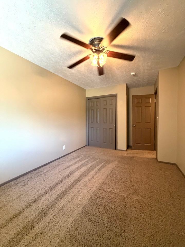 1842 Knox St #08 - Photo 5 of 8