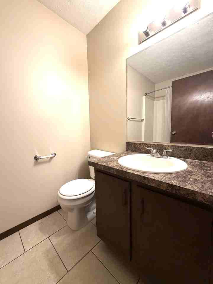 1842 Knox St #08 - Photo 6 of 8