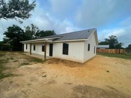 featured image of 1415 Water St #B