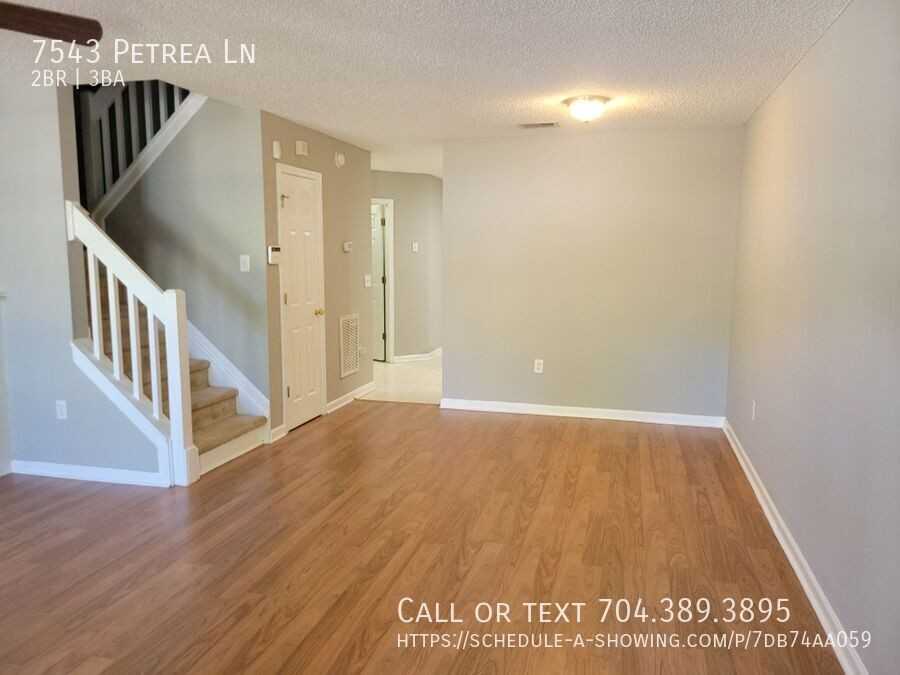 7543 Petrea Ln - Photo 5 of 24