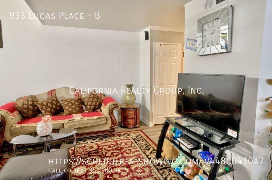 933 Lucas Pl #B - Photo 5 of 11