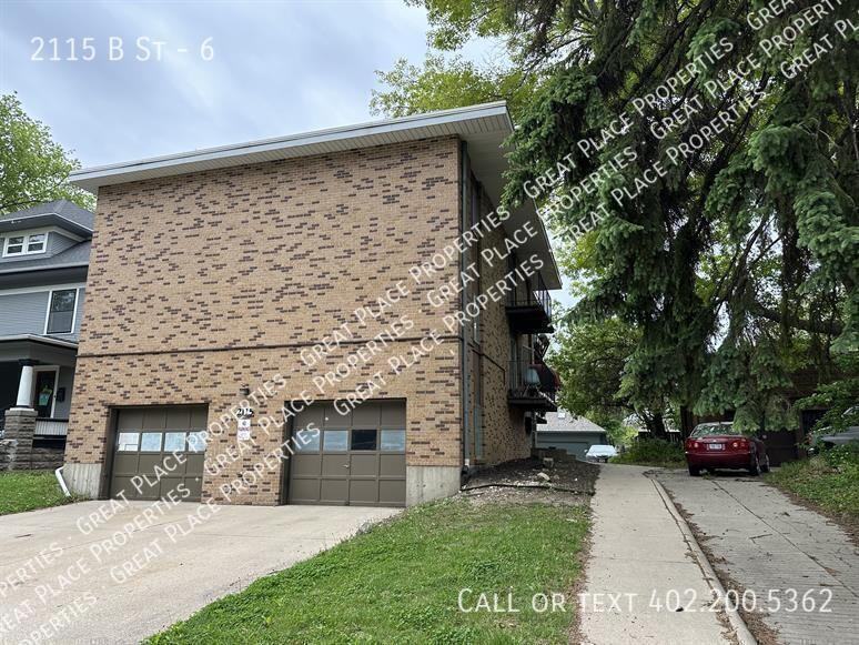 2115 B St #6 - Photo 4 of 19