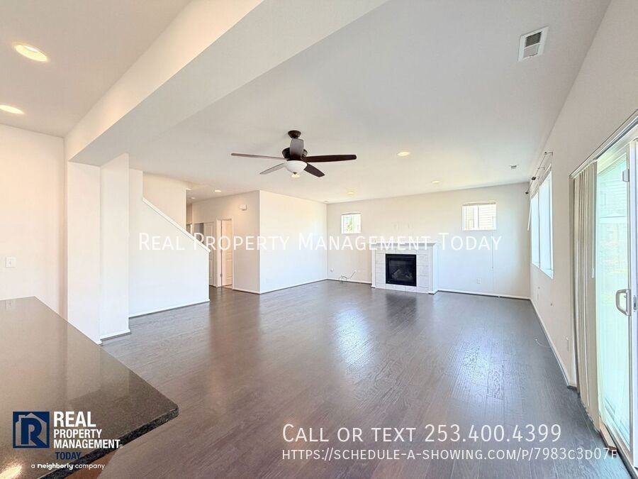 2113 196th Street Ct E - Photo 3 of 38