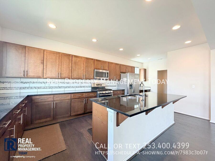 2113 196th Street Ct E - Photo 4 of 38