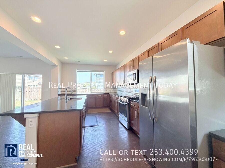 2113 196th Street Ct E - Photo 6 of 38
