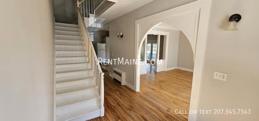 206 Maine Ave #1 - Photo 3 of 21