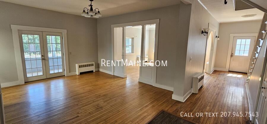 206 Maine Ave #1 - Photo 4 of 21