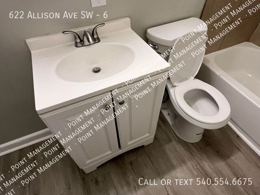 622 Allison Ave Sw #6 - Photo 7 of 10