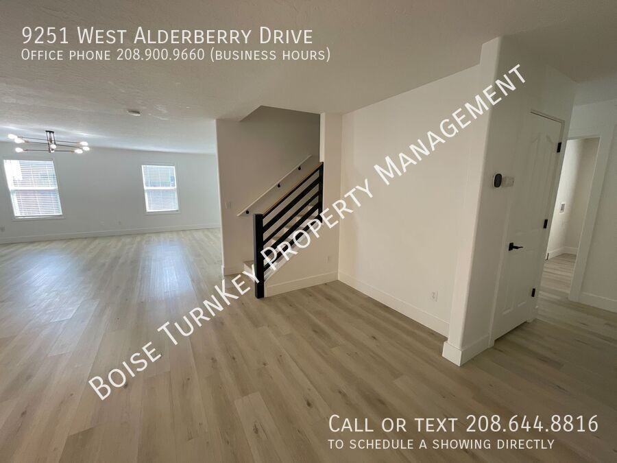 9251 W Alderberry Dr - Photo 6 of 50