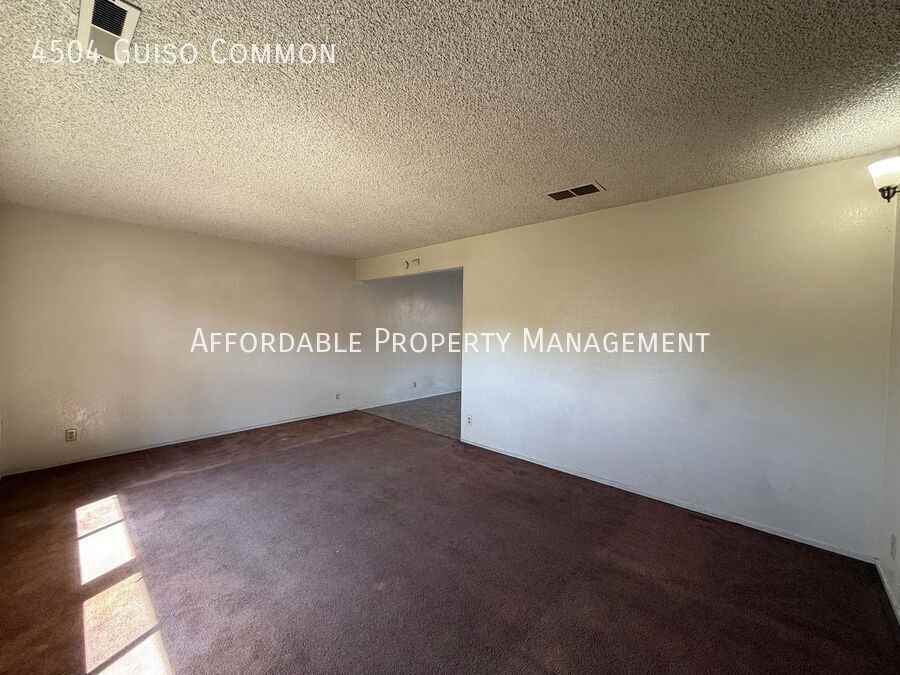4504 Guiso Cmn - Photo 2 of 20