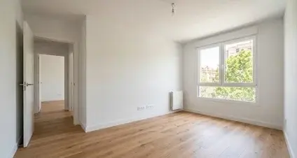200 N Main St - Photo 3 of 4