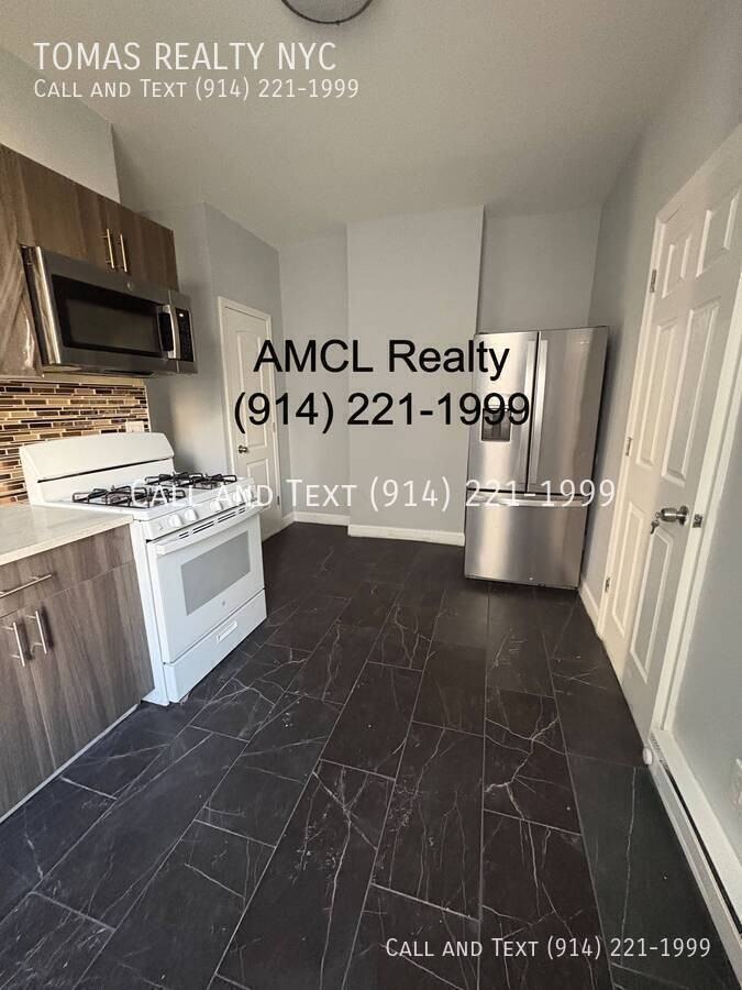 32 Van Cortlandt Pk Ave, Unit #7, Yonkers, NY 10701 #7 - Photo 6 of 11