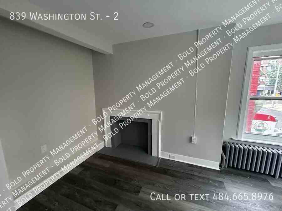 839 Washington St #2 - Photo 3 of 10