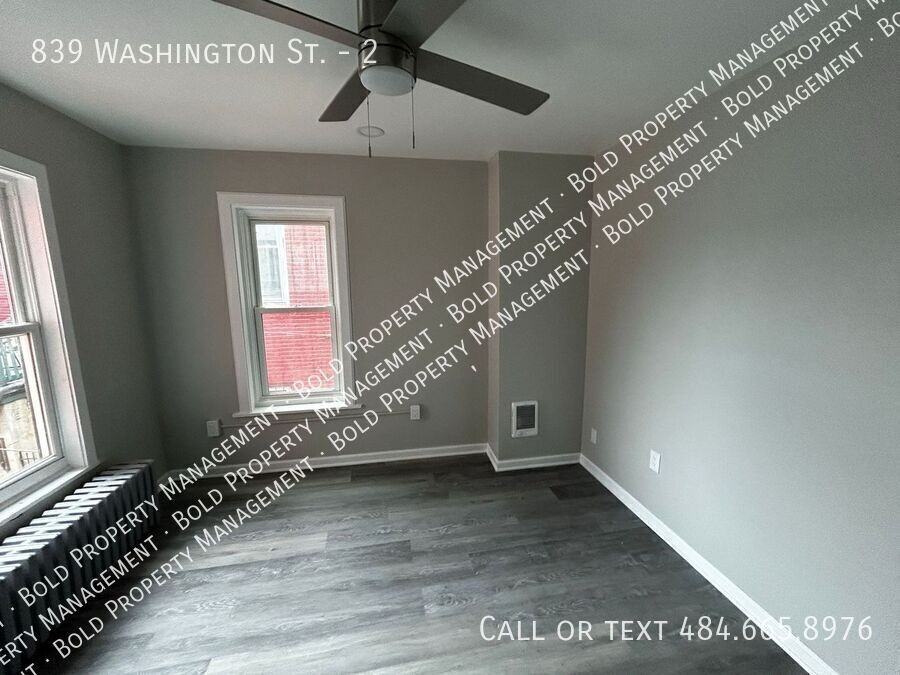 839 Washington St #2 - Photo 5 of 10