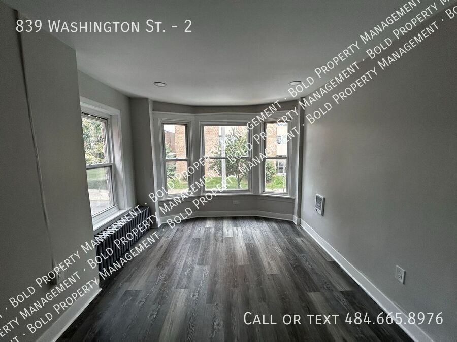 839 Washington St #2 - Photo 6 of 10