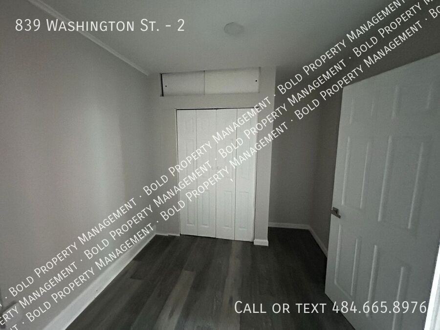 839 Washington St #2 - Photo 7 of 10