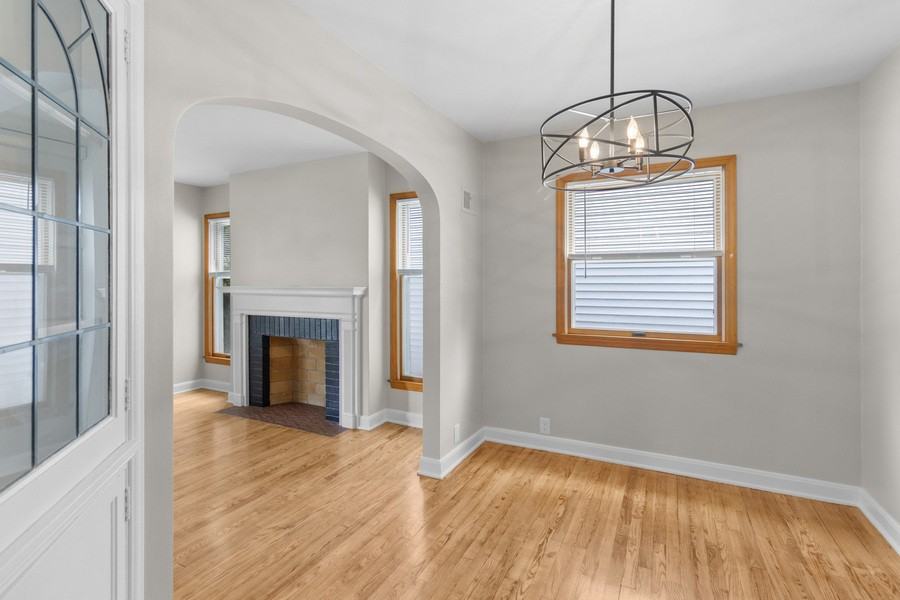 W63N399 Hillcrest Ave - Photo 5 of 21