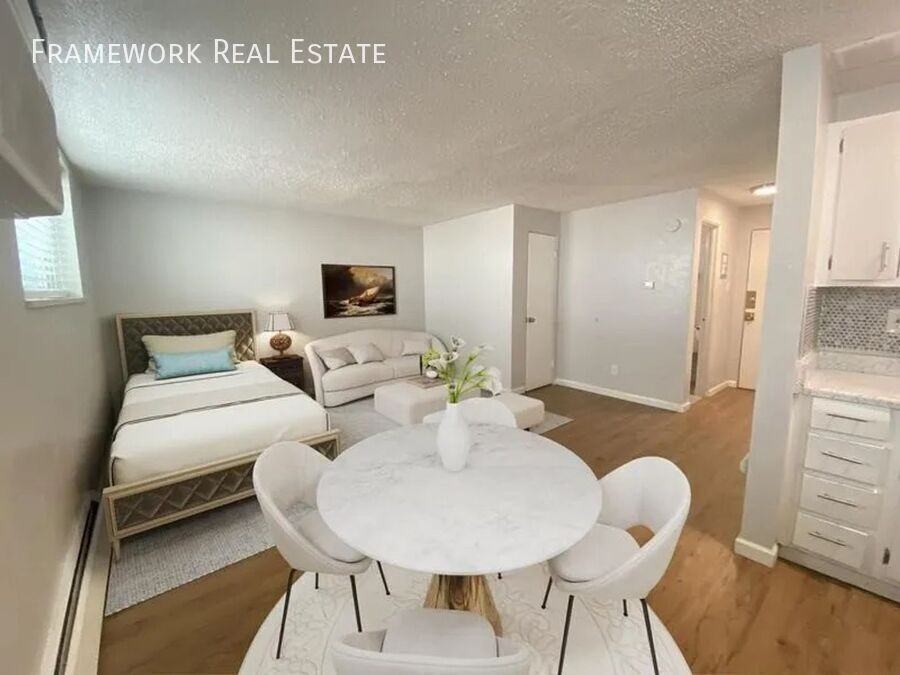 1420 Moline St #1420-105 - Photo 2 of 7