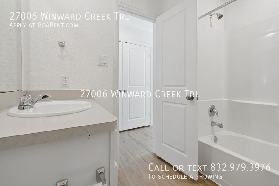 27006 Winward Creek Trl - Photo 4 of 24