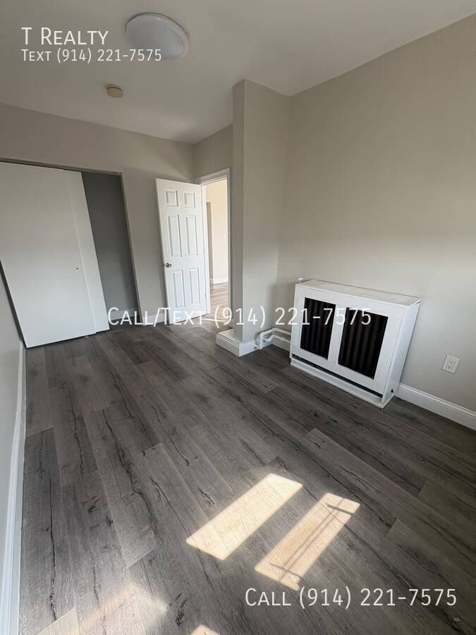 142 Buena Vista Ave #2 - Photo 4 of 8