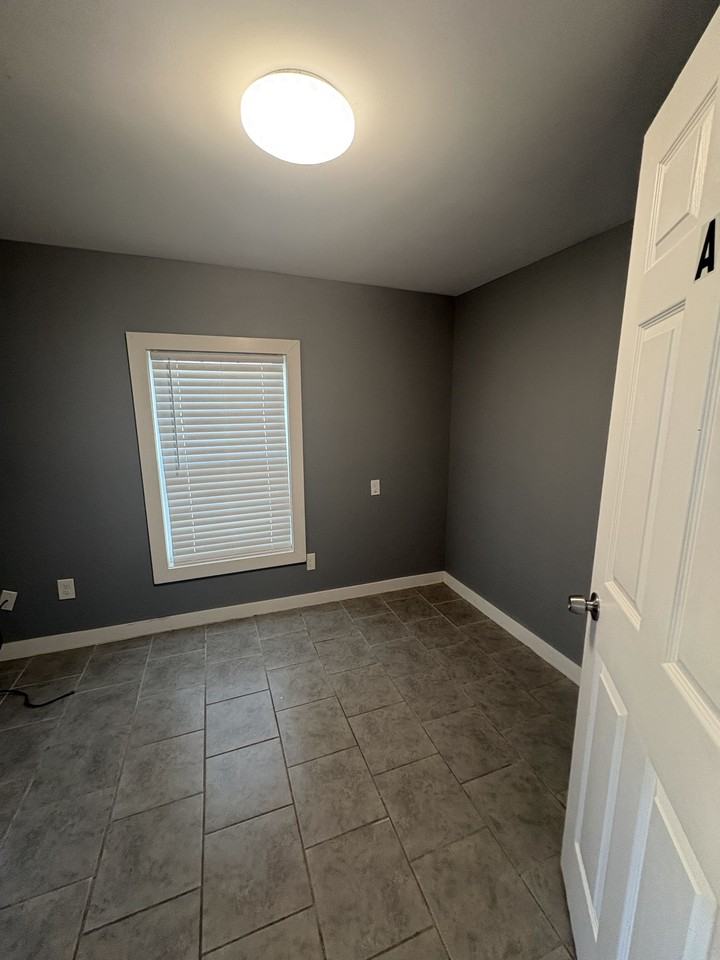 2825 Union St - Photo 5 of 10