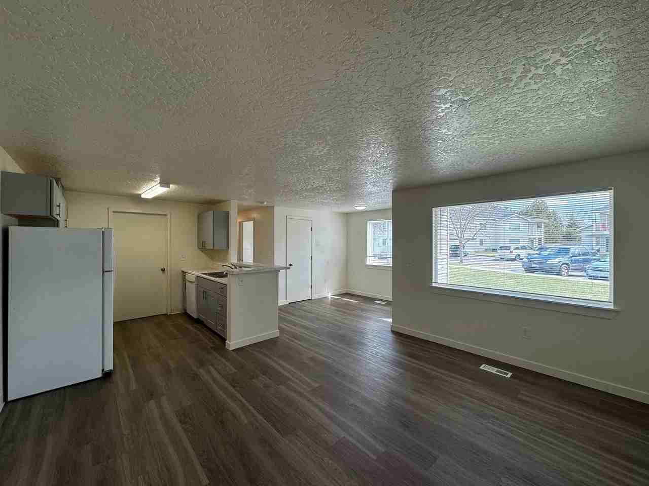 3101 S Apple St #103 - Photo 5 of 46