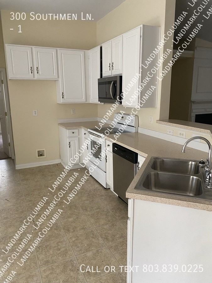 300 Southmen Ln - Photo 2 of 15