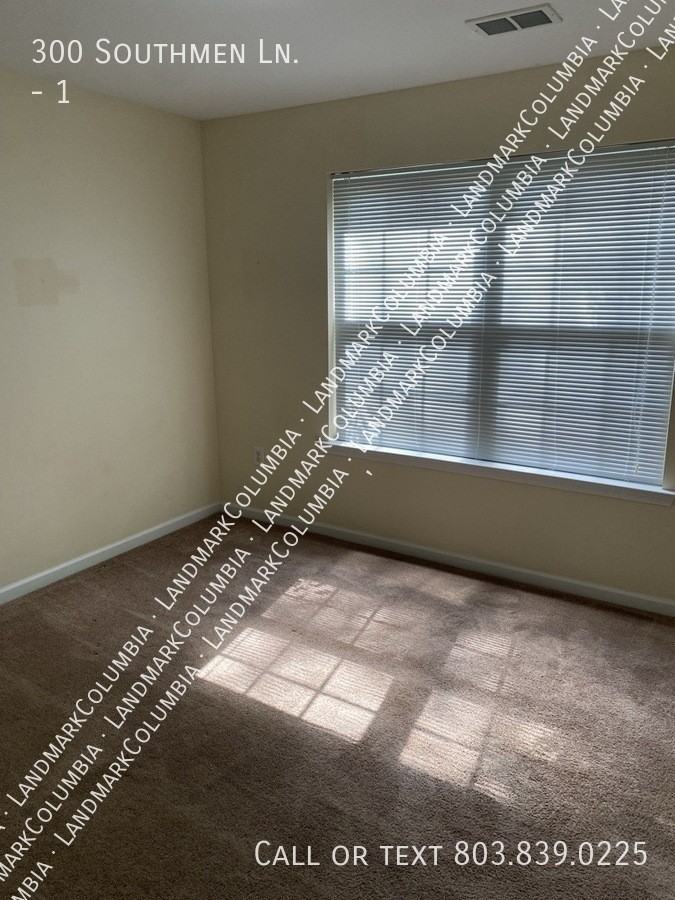 300 Southmen Ln - Photo 7 of 15