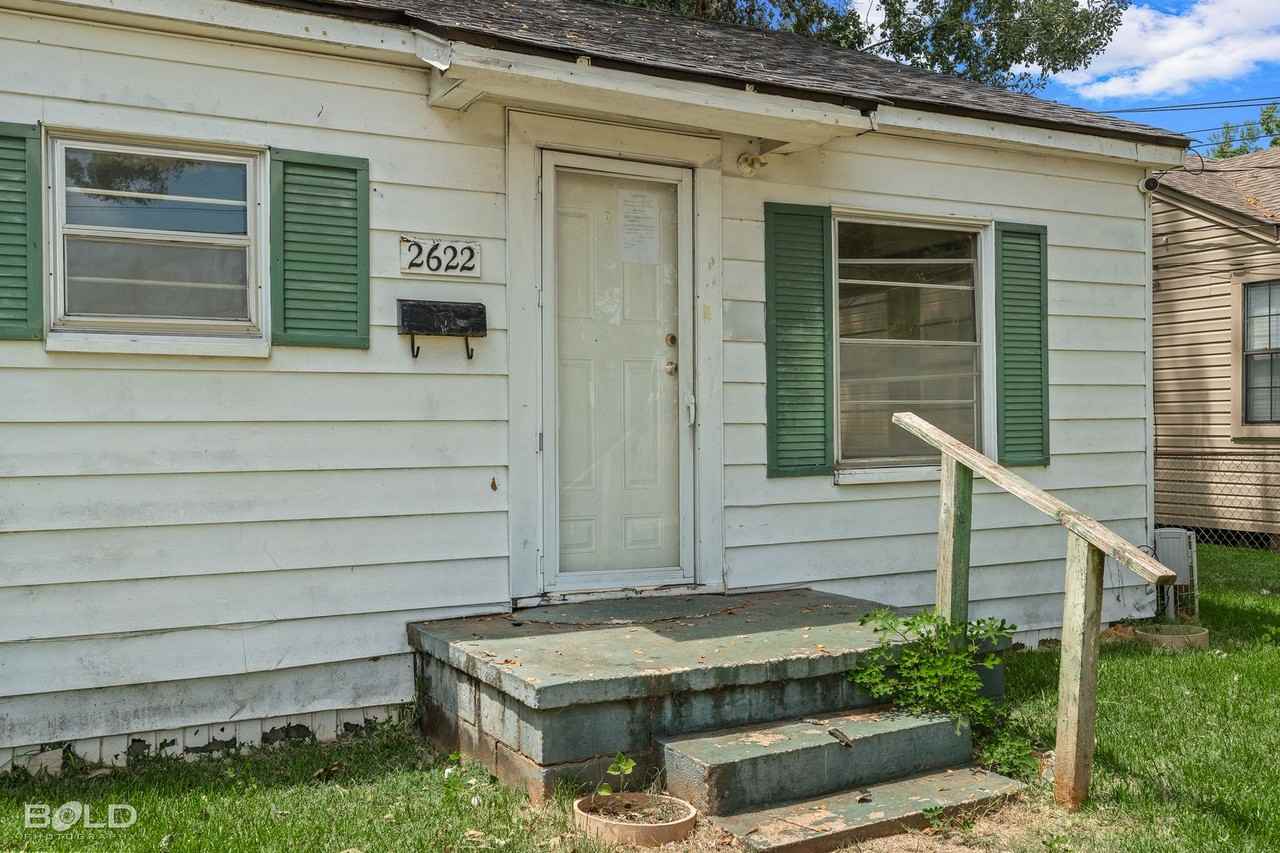 2622 Lamar St - Photo 4 of 6