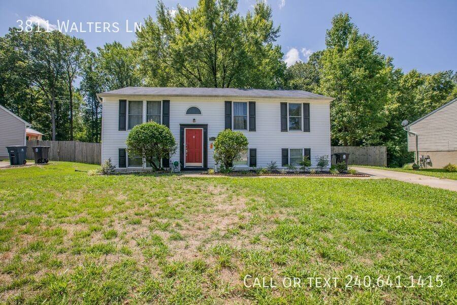3811 Walters Ln - Photo 2 of 32