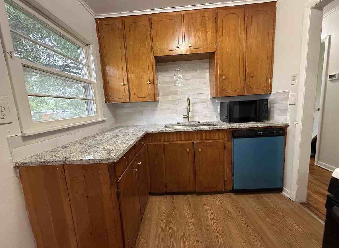 317 N Atlanta St - Photo 4 of 14