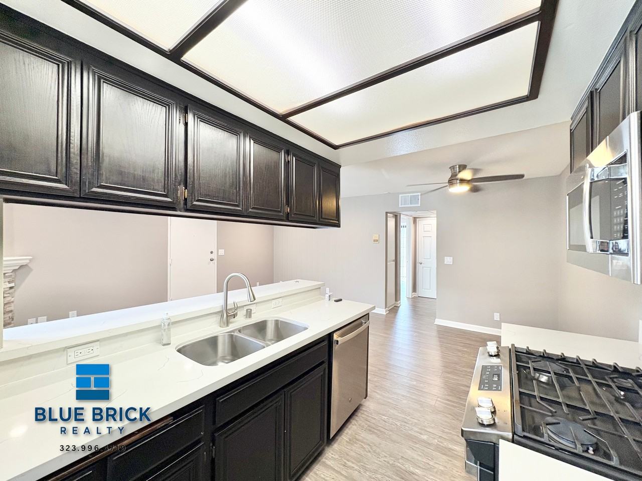 6202 Fulton Ave #202 - Photo 4 of 8
