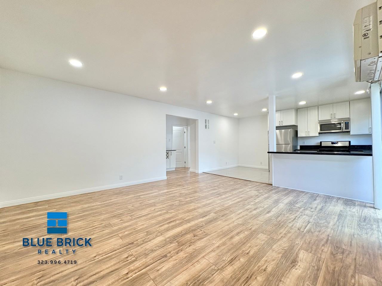 817 S Bedford St #4 - Photo 4 of 14