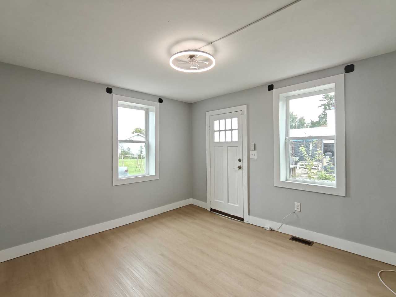 51 Lakeview Ave #A - Photo 3 of 11