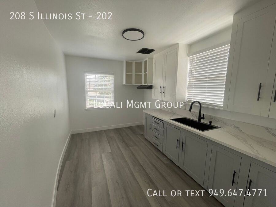 208 S Illinois St #202 - Photo 4 of 13