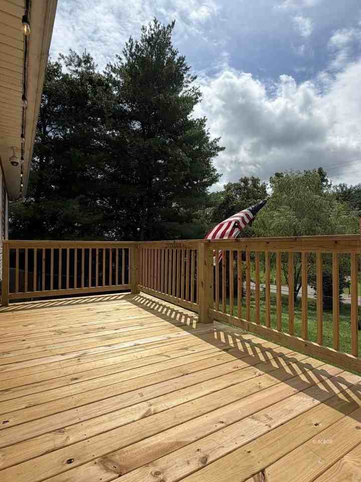 2048 Georges Creek Rd - Photo 3 of 12