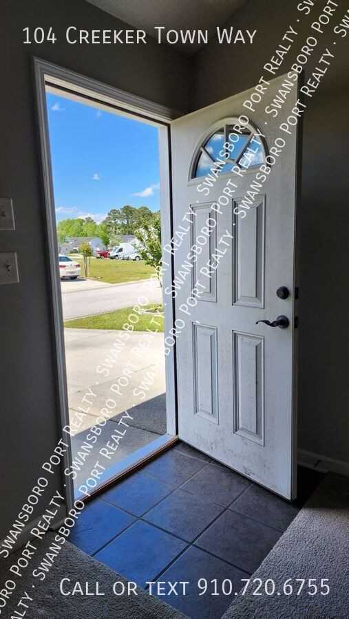 104 Creeker Town Way - Photo 4 of 30