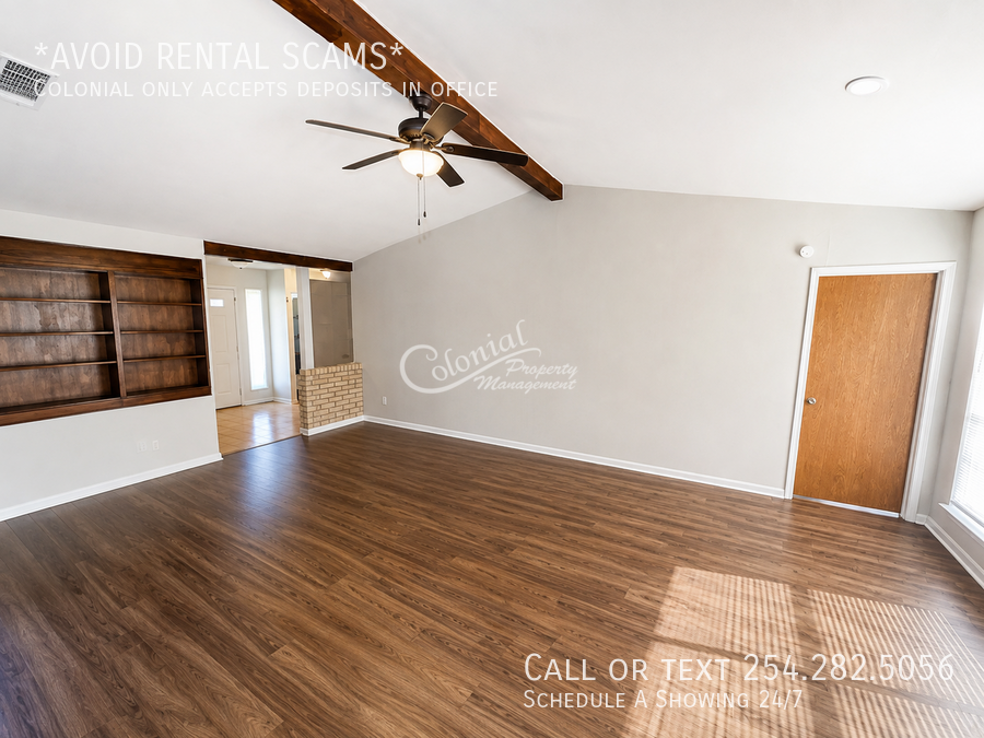 1808 Edgefield St - Photo 3 of 14