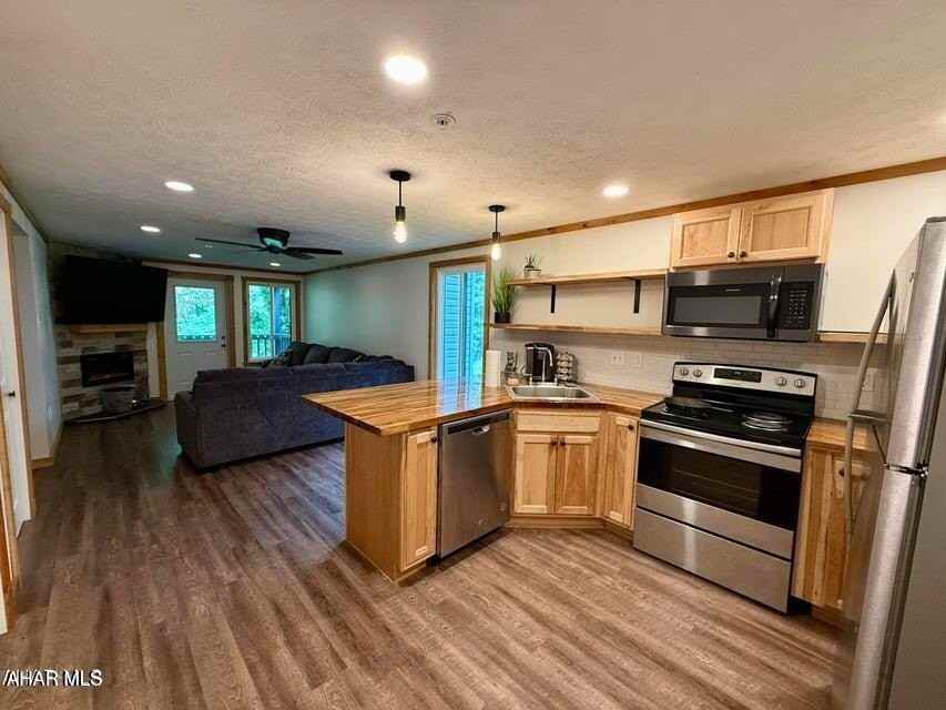143 E Valley Point Deer Run Lane #1128 - Photo 2 of 26