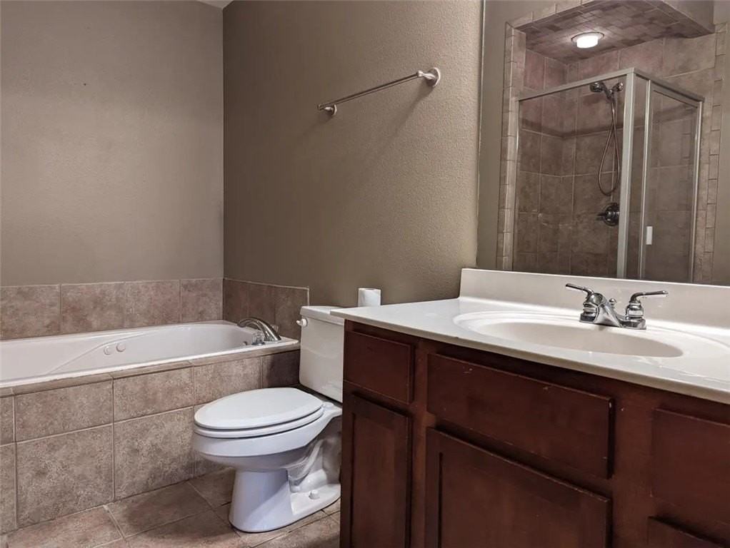 2546 N Oakland Zion Rd - Photo 6 of 8