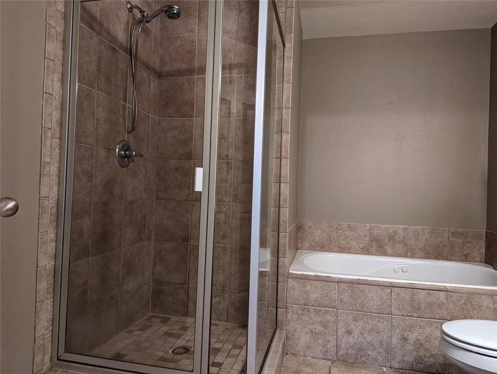 2546 N Oakland Zion Rd - Photo 7 of 8