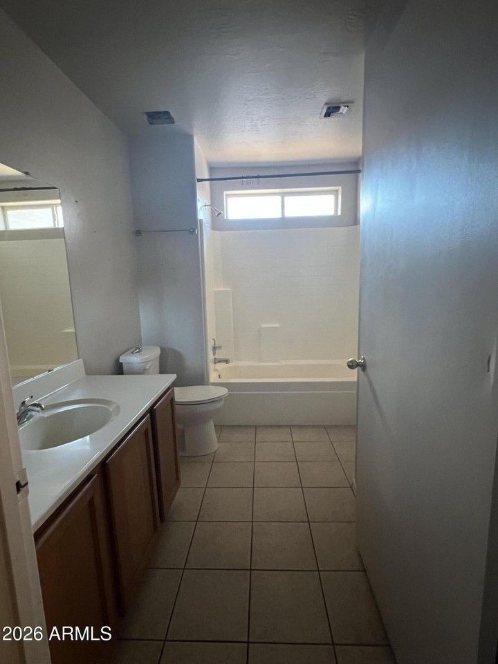 1002 N Colorado St - Photo 4 of 11