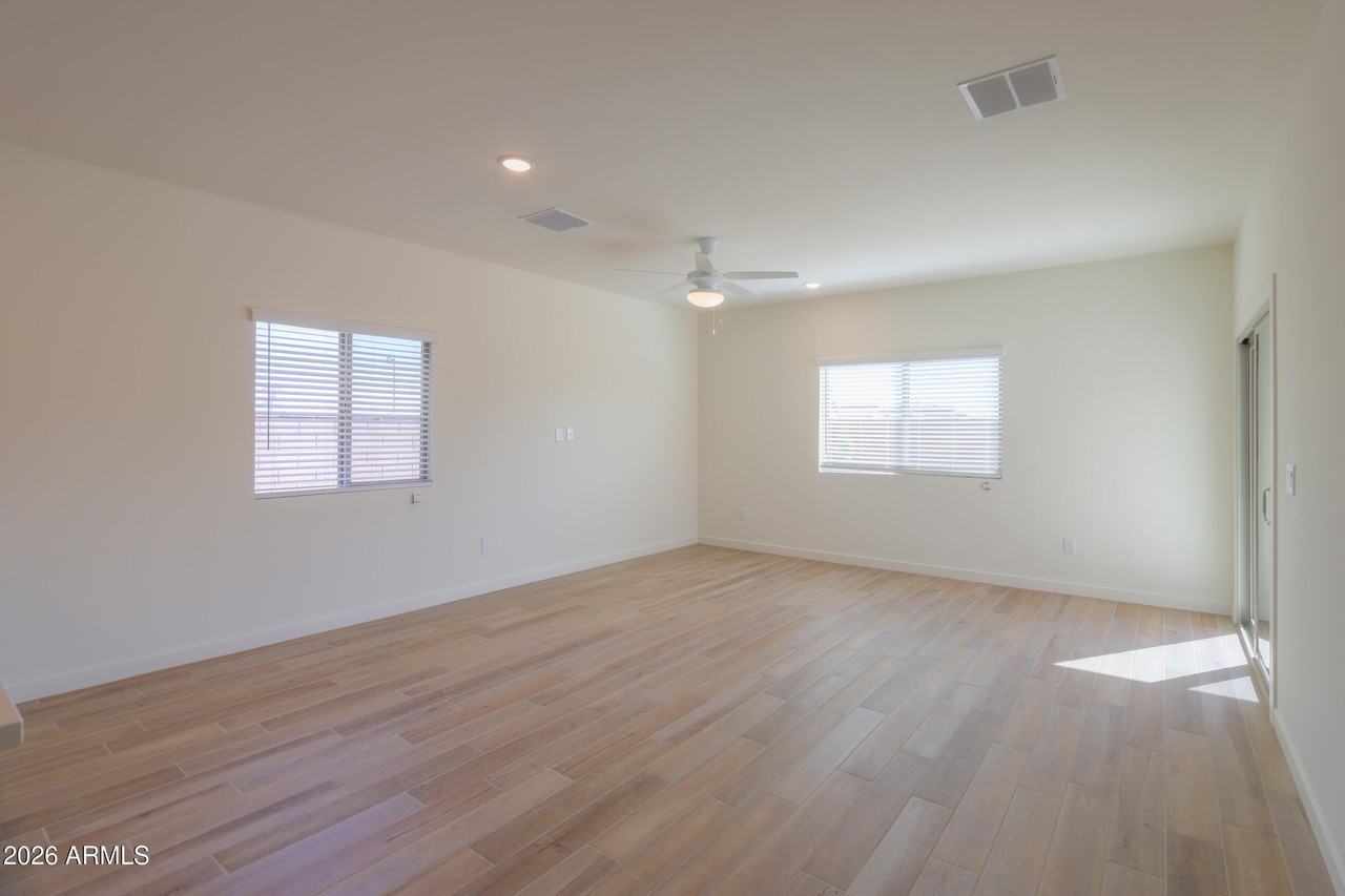 40285 W Chambers Dr - Photo 3 of 29
