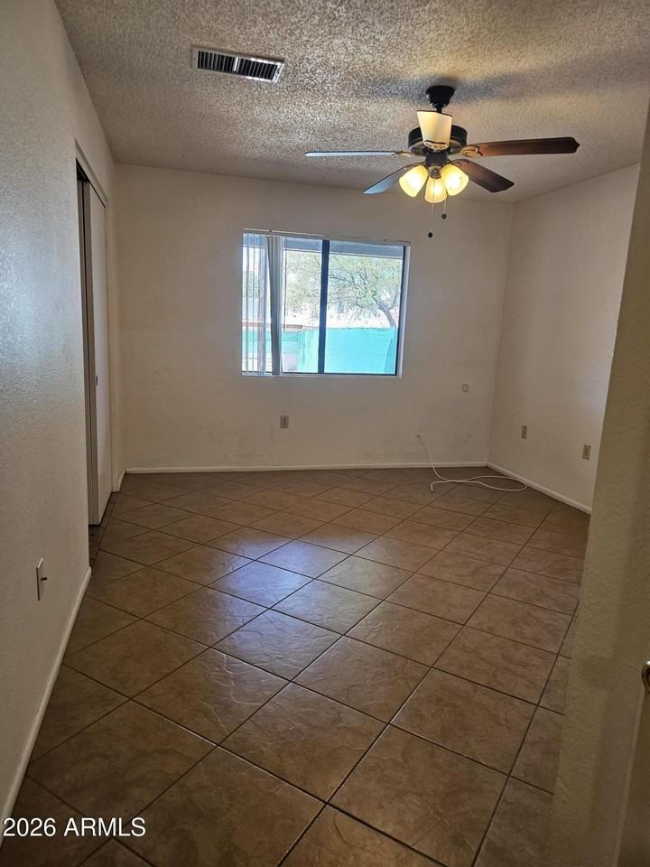 4103 Calle Barona #B - Photo 5 of 10