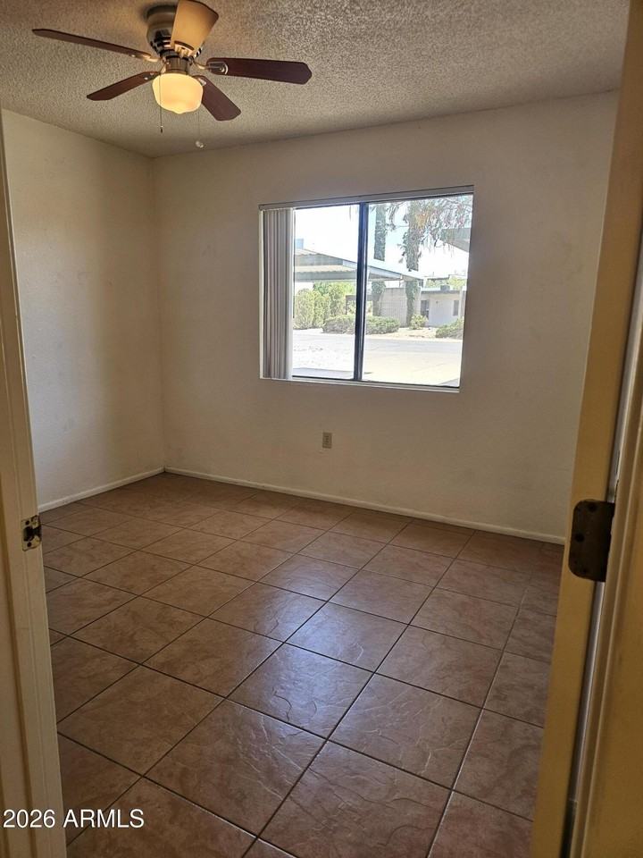 4103 Calle Barona #B - Photo 7 of 10