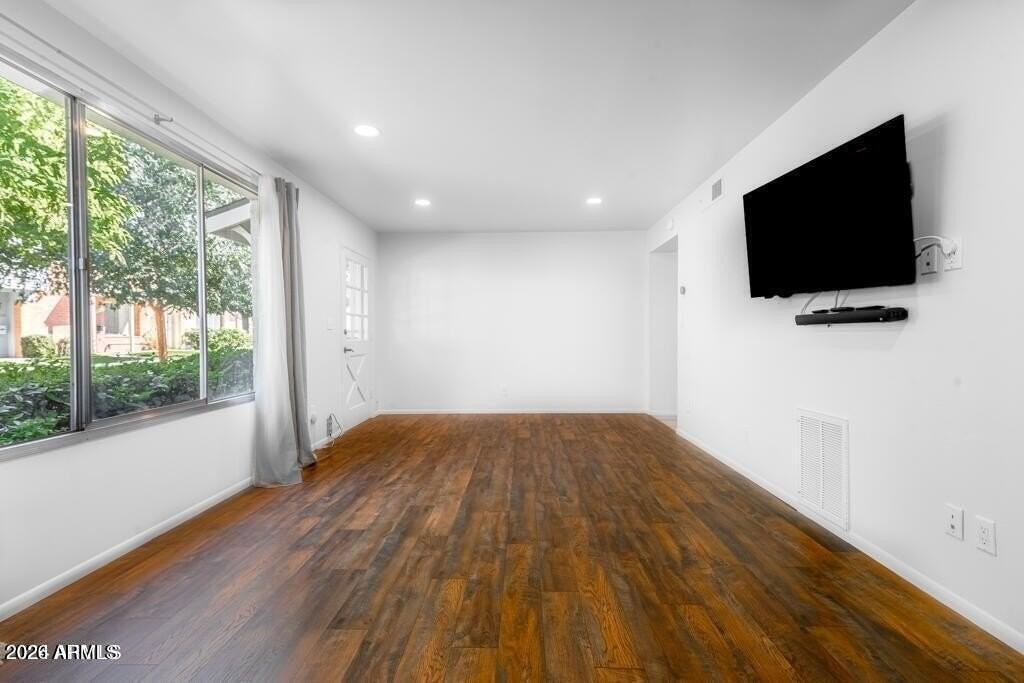1417 N 44th St - Photo 2 of 29