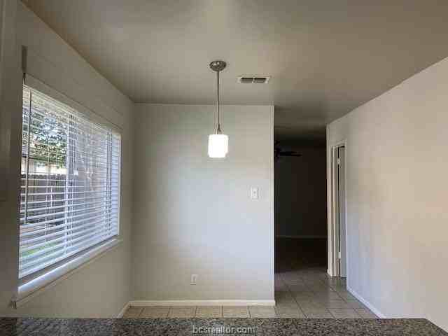 1707 Lawyer St #B - Photo 7 of 18
