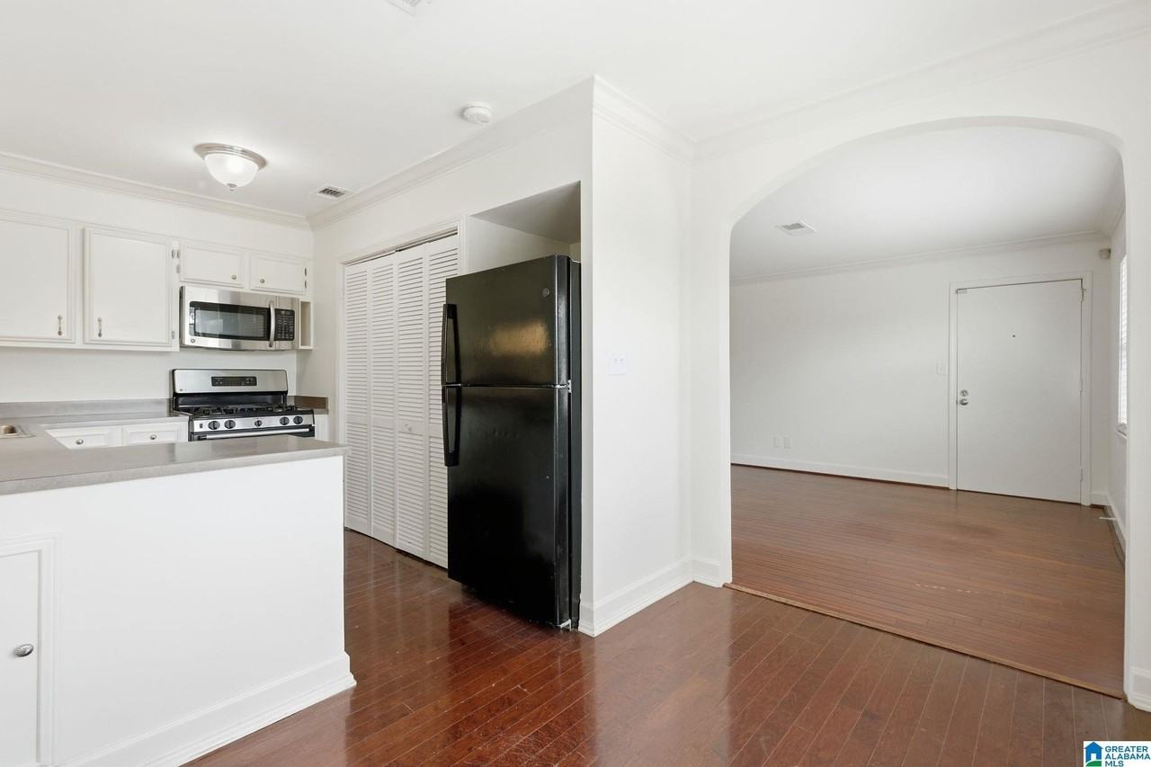 3127 Lancaster Ct #C - Photo 7 of 20