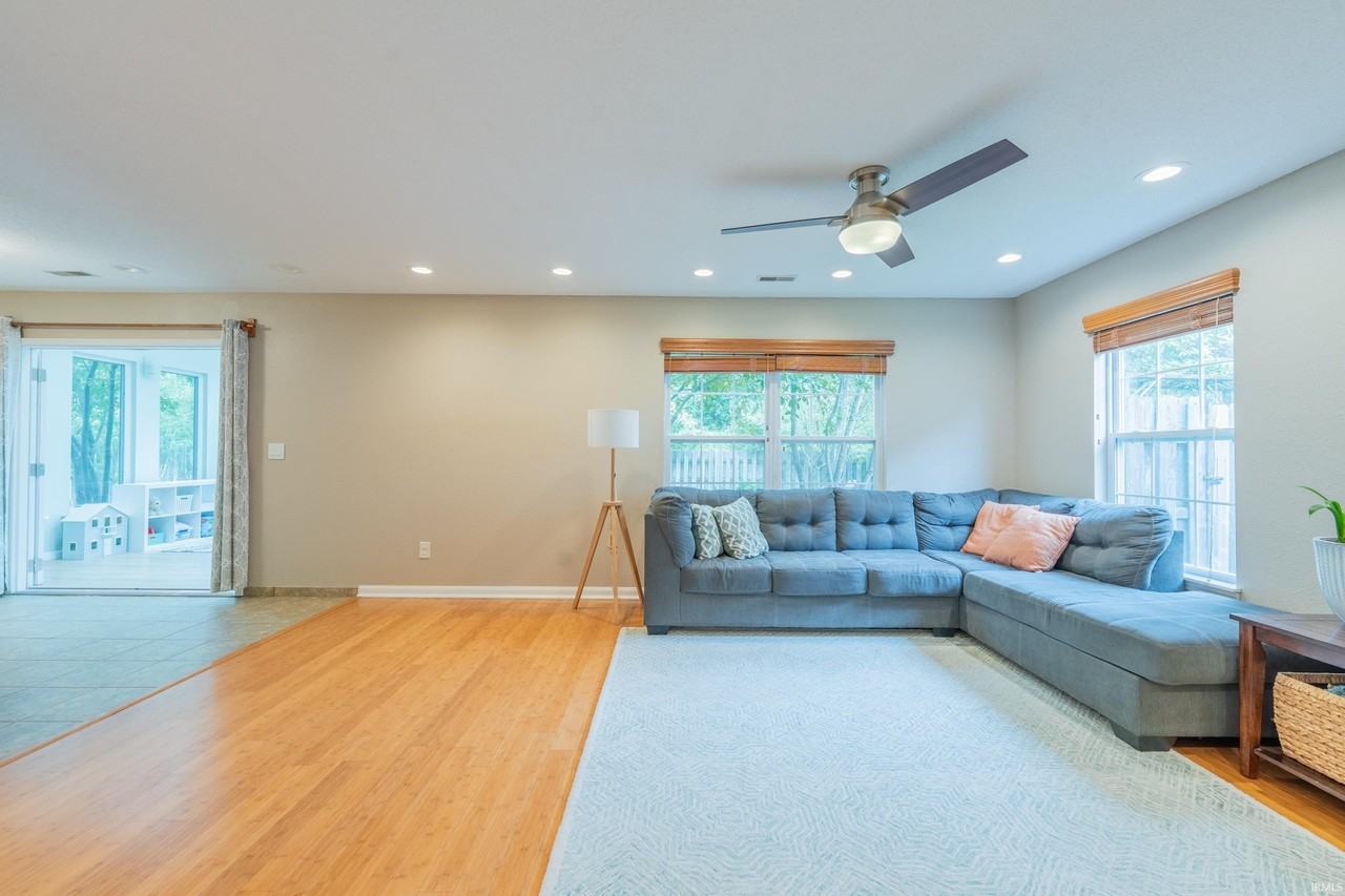 3843 S Mcdougal St - Photo 5 of 50